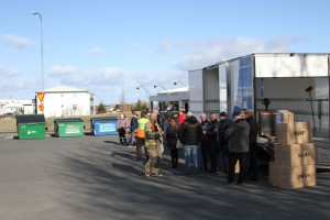 IMG_1002Hjálma afhending 2015 - Copy