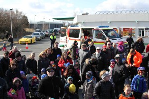 IMG_1009Hjálma afhending 2015 - Copy