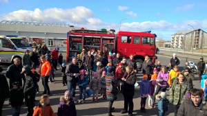 WP_20150423_10_09_15_ProHjálma afhending 2015