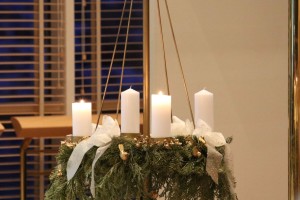 Rimaskóli í heimsókn Grafarvogskirkja 2015 (33)